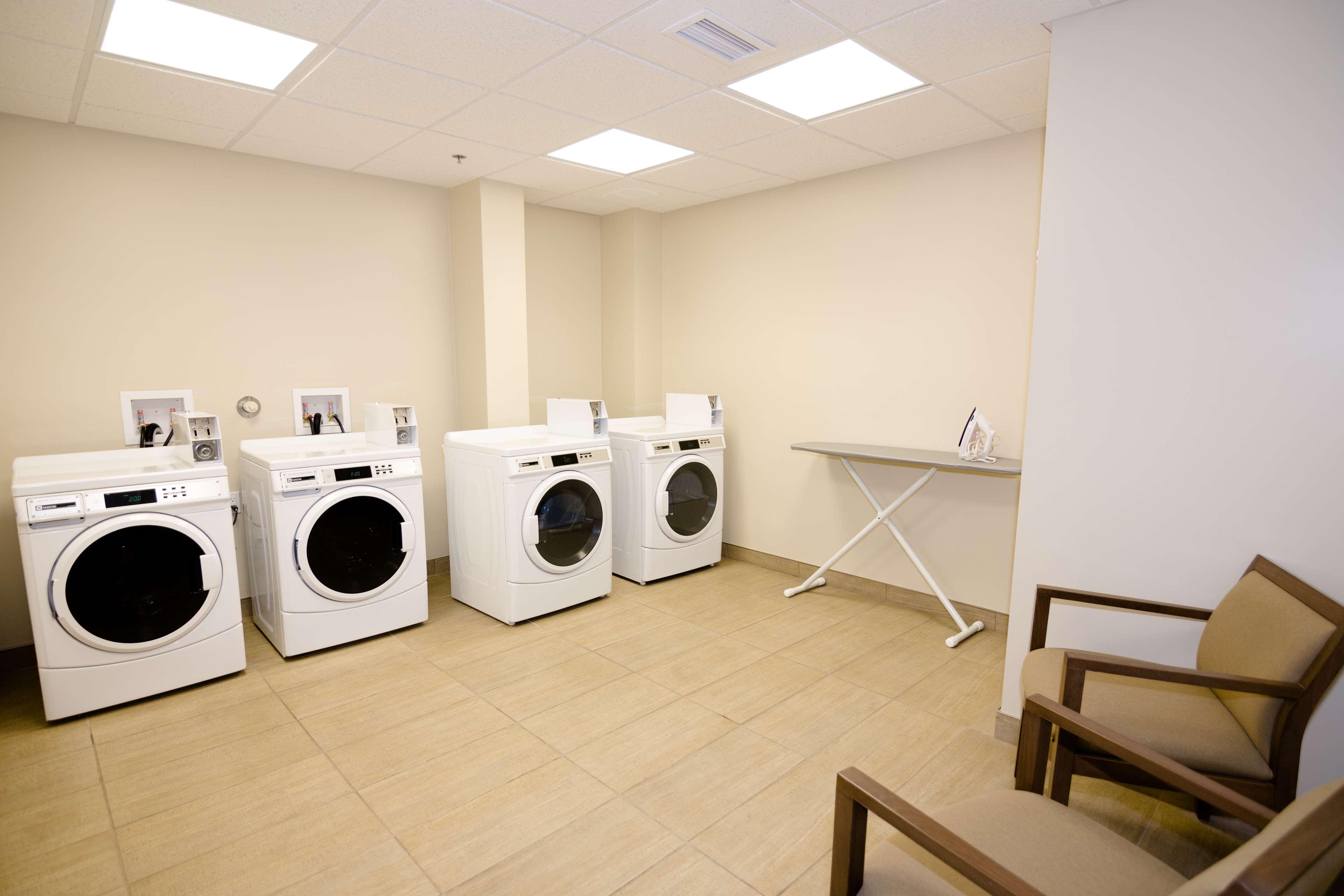 Best Western Plus Winnipeg West Headingley Εξωτερικό φωτογραφία
